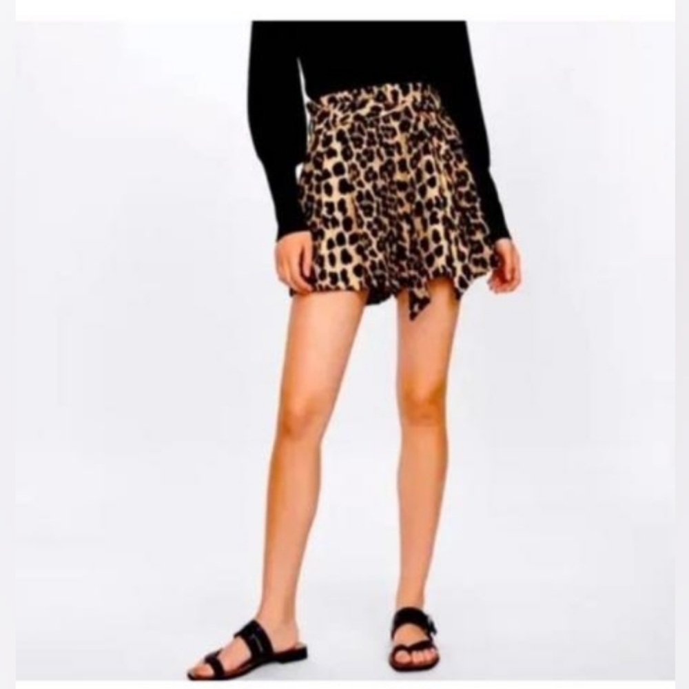Zara Shorts Paper Bag Waist High Rise Animal Print Size XS